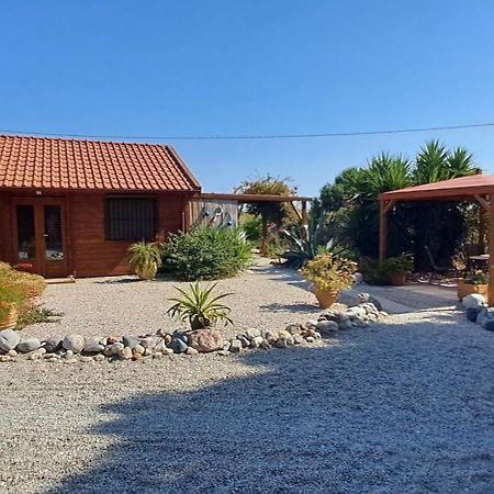 Villa Soroni Esterno foto